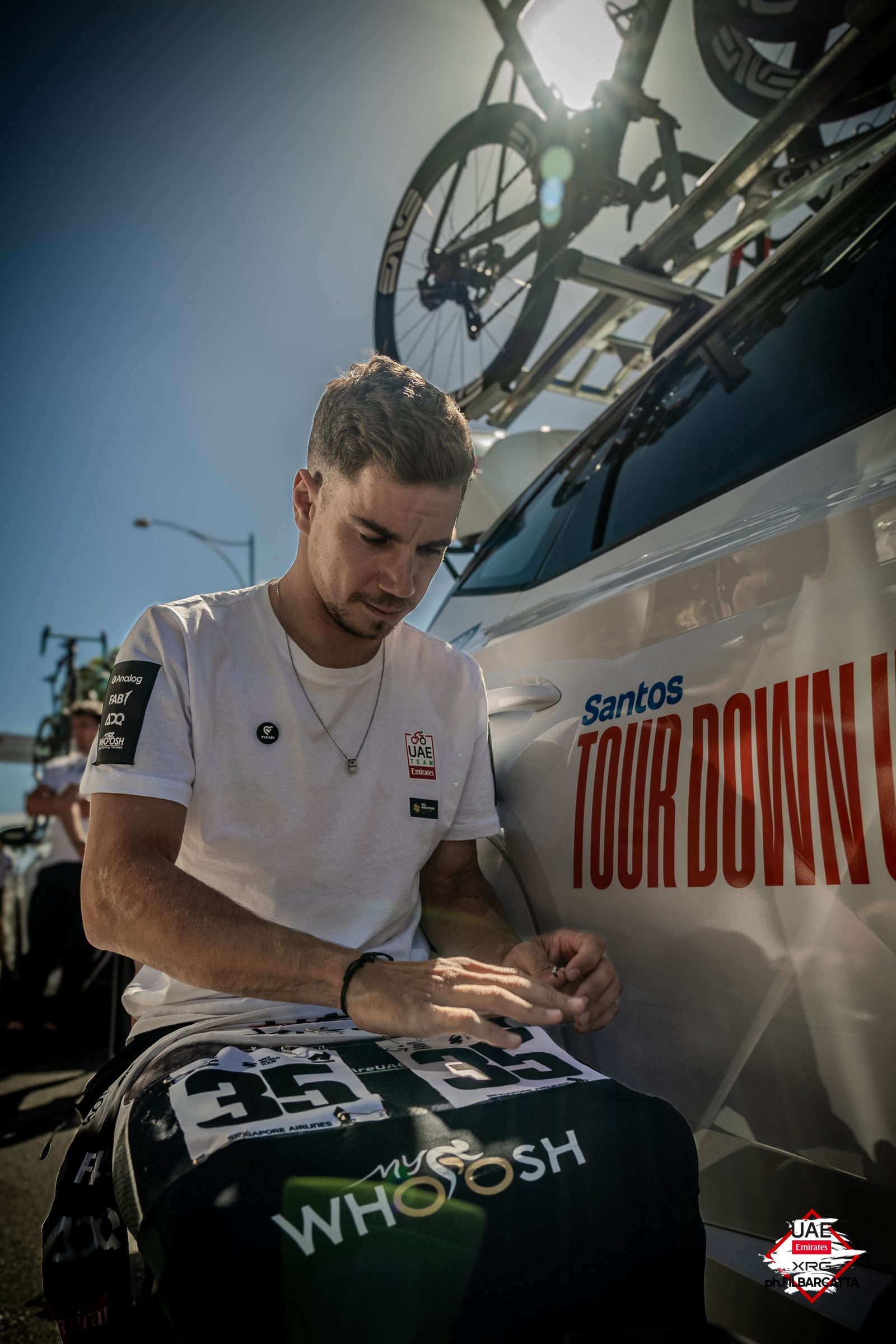 Rui Oliveira prepares for the second stage after clocking in a top-10 on the opening stage